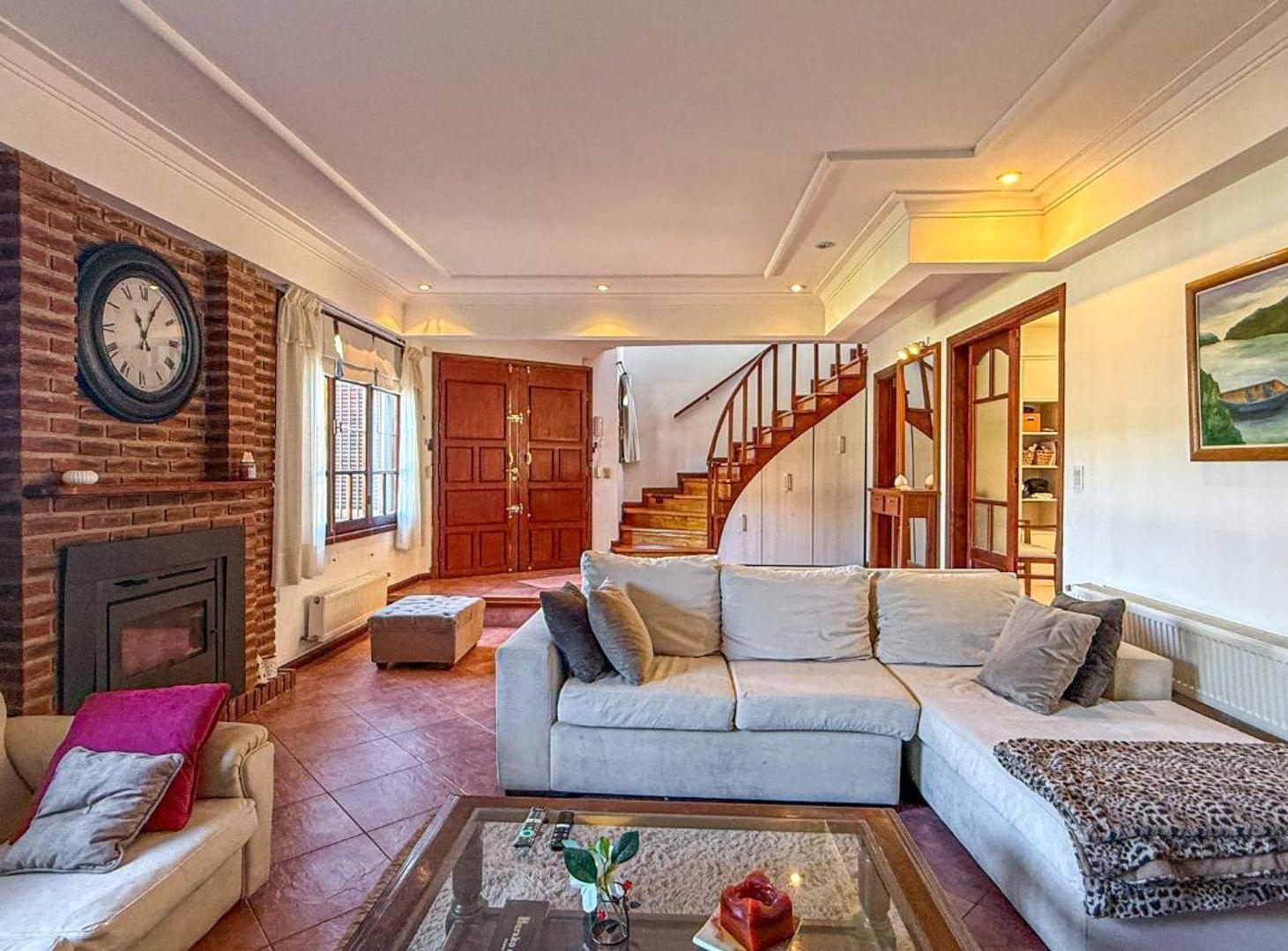 Foto de Venta casa 5 amb Parque Luro las Farolas, imagen 3