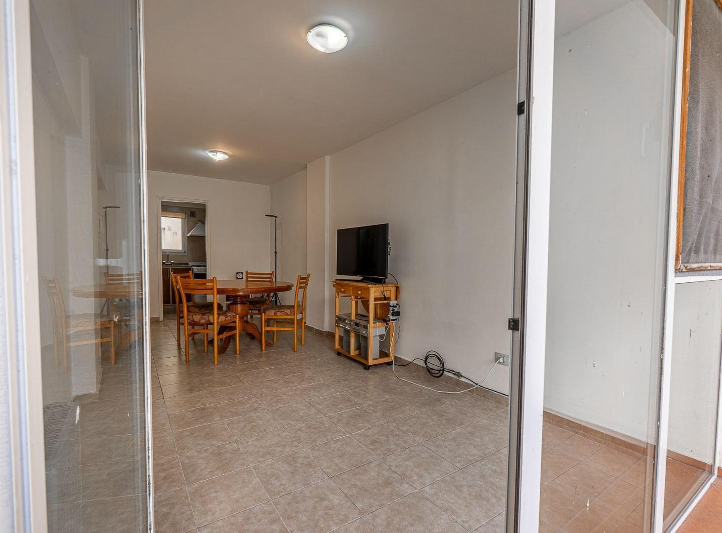 Foto de VENTA DEPARTAMENTO DOS AMBIENTES CENTRO, imagen 2