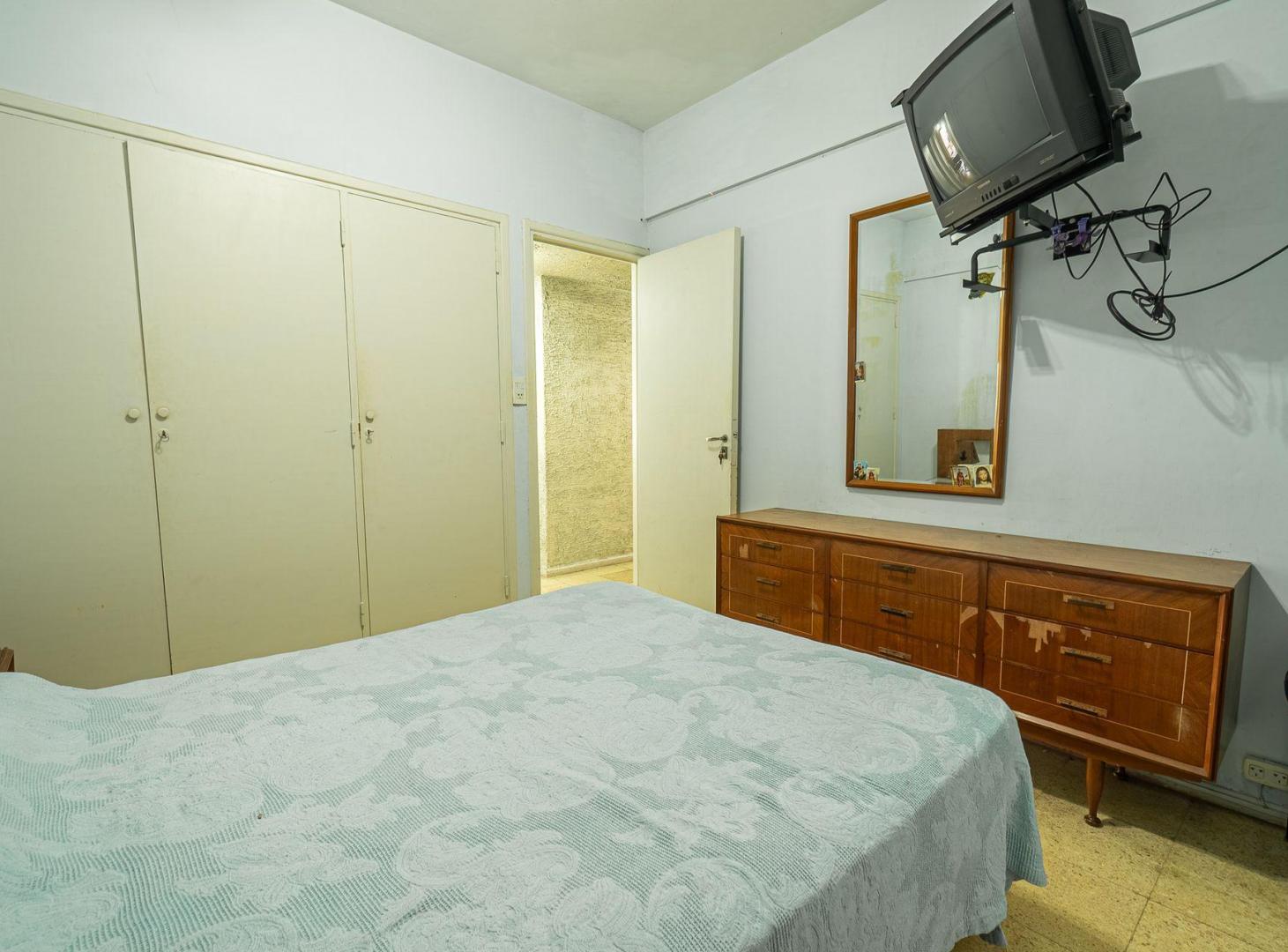 Foto de VENTA DEPARTAMENTO 2 AMBIENTES CON DEP. CENTRO, imagen 2