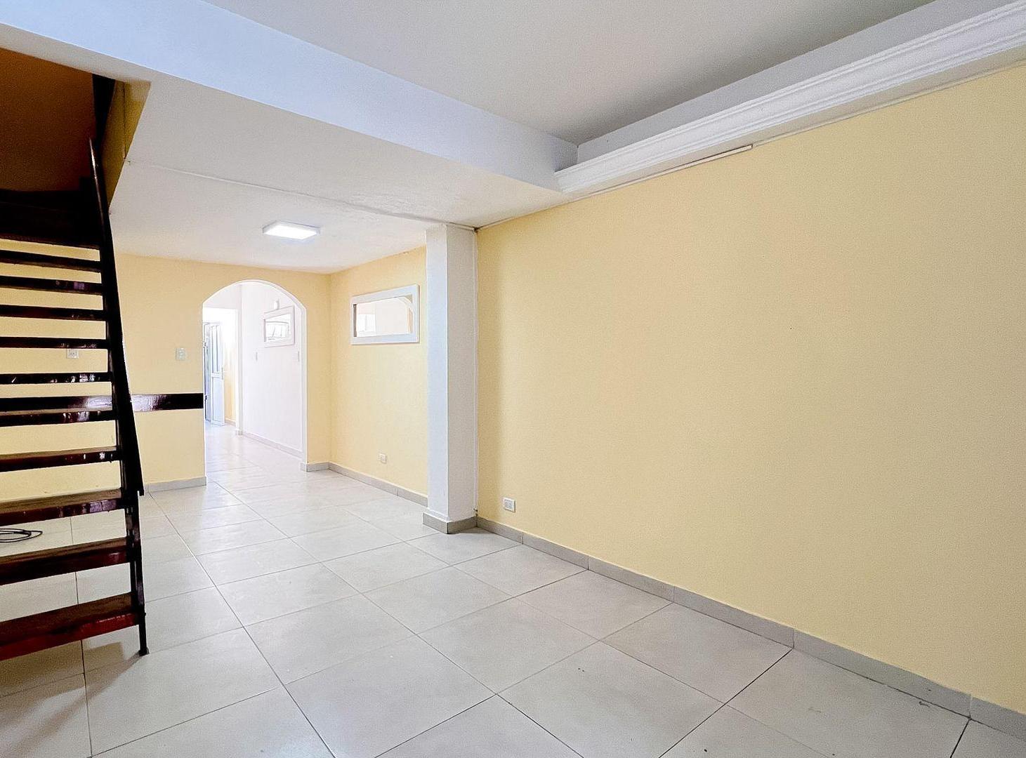 Foto de Venta duplex 3 amb barrio Villa Primera c cochera, imagen 3