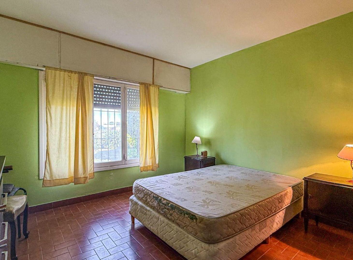 Foto de CASA DE 4 AMBIENTES CON PARQUE CHAPADMALAL, imagen 4