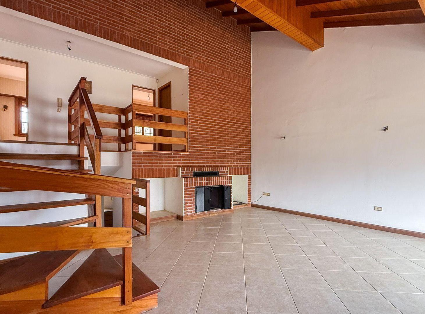 Foto de VENTA CHALET 5 AMB STA. CLARA A METROS DEL MAR, imagen 5