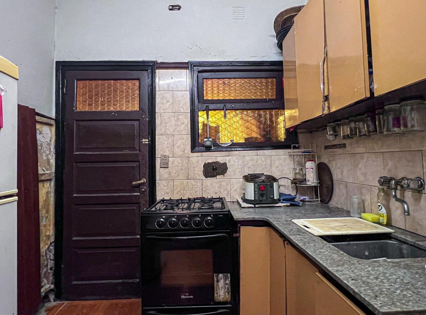 Foto de VENTA CASA 3 AMB CON LOCAL COMERCIAL, imagen 2