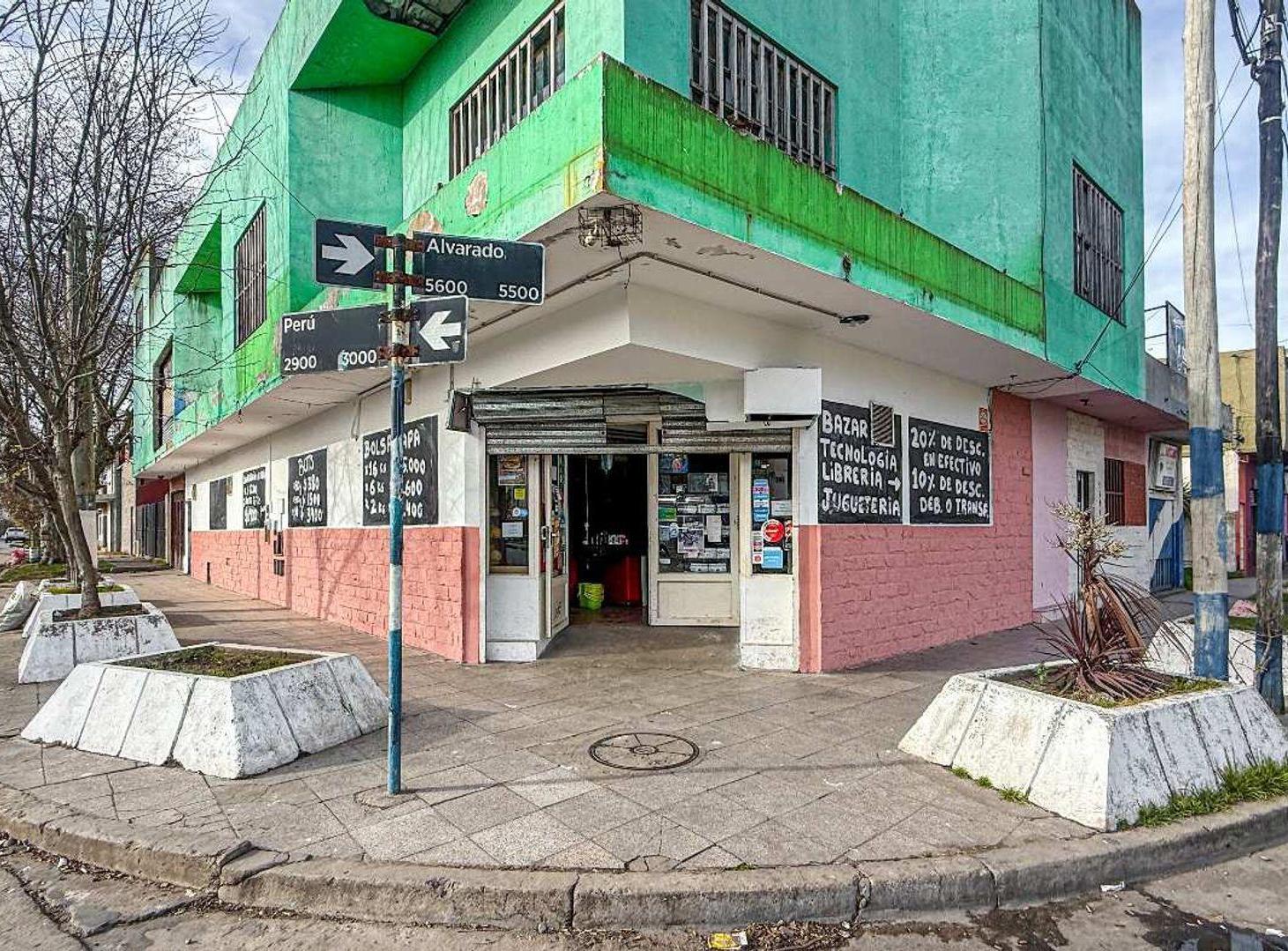 Foto de VENTA LOCAL COMERCIAL DOS PLANTAS 631 M2, imagen 2