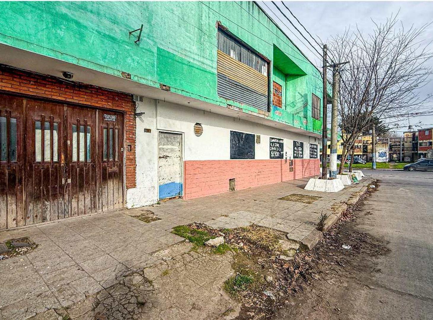 Foto de VENTA LOCAL COMERCIAL DOS PLANTAS 631 M2, imagen 3