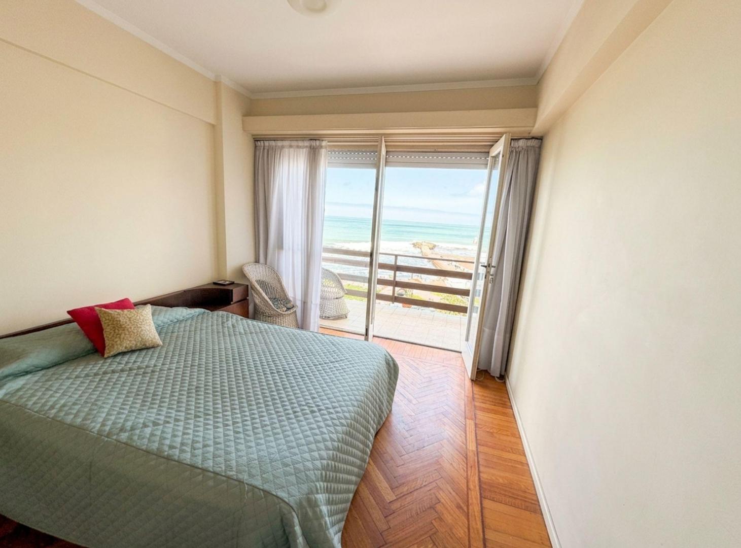 Foto de VENTA DEPARTAMENTO 2 AMBIENTES FRENTE AL MAR, imagen 4