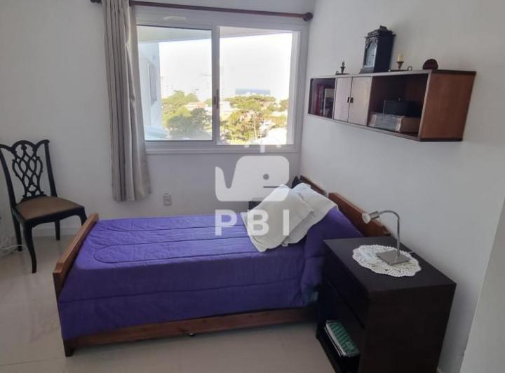 Foto de Apartamento de 2 Dormitorios con Parrillero Propio - Casino Tower - Ref, imagen 5