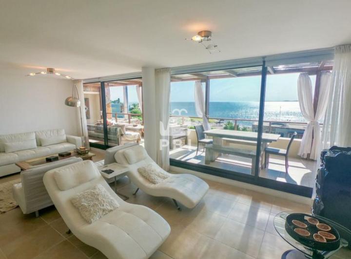 Foto de Apartamento de 3 dormitorios en Lomo De La Ballena , Punta Ballena, imagen 1