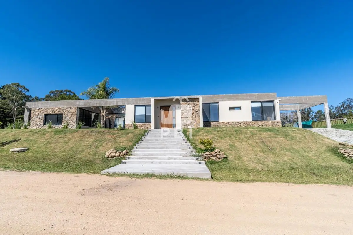 Venta Casa de 4 dormitorios en La Jacinta FINANCIADA, Punta Ballena - Ref : PBI15685 2
