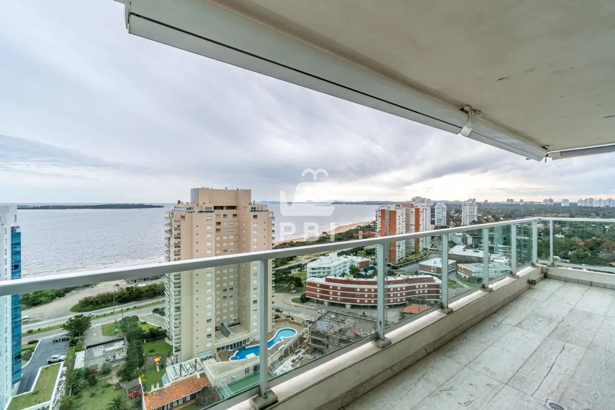 Venta de Apartamento 3 dormitorios  - Gala Tower - Ref : PBI15873 5