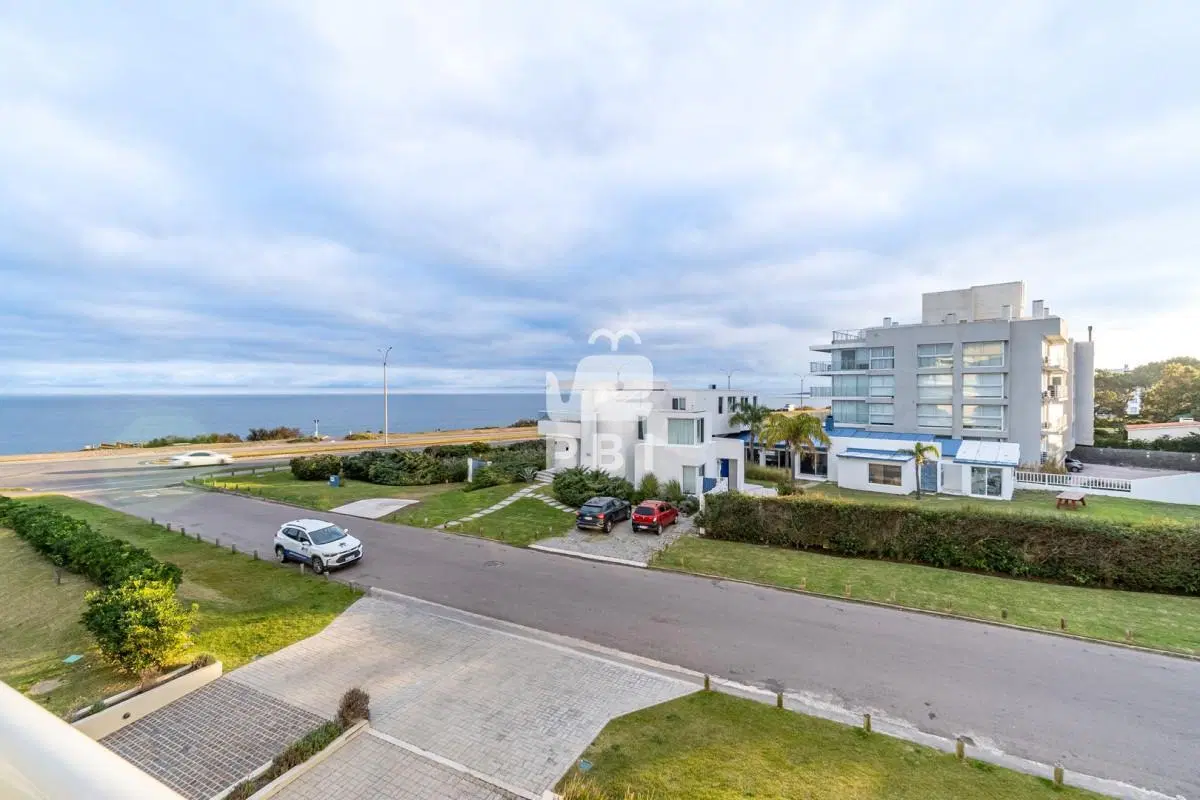 Apartamento en venta en Pinares -  Cruceros - Ref : PBI15879 2