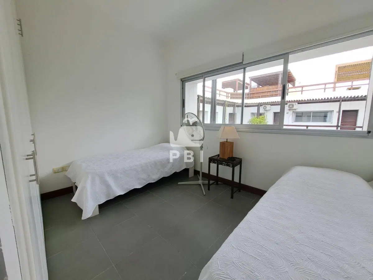 Venta de Apartamento 2 dormitorios en Manantiales a 300m de Playa Bikini - MANEROS - Ref : PBI12393 2
