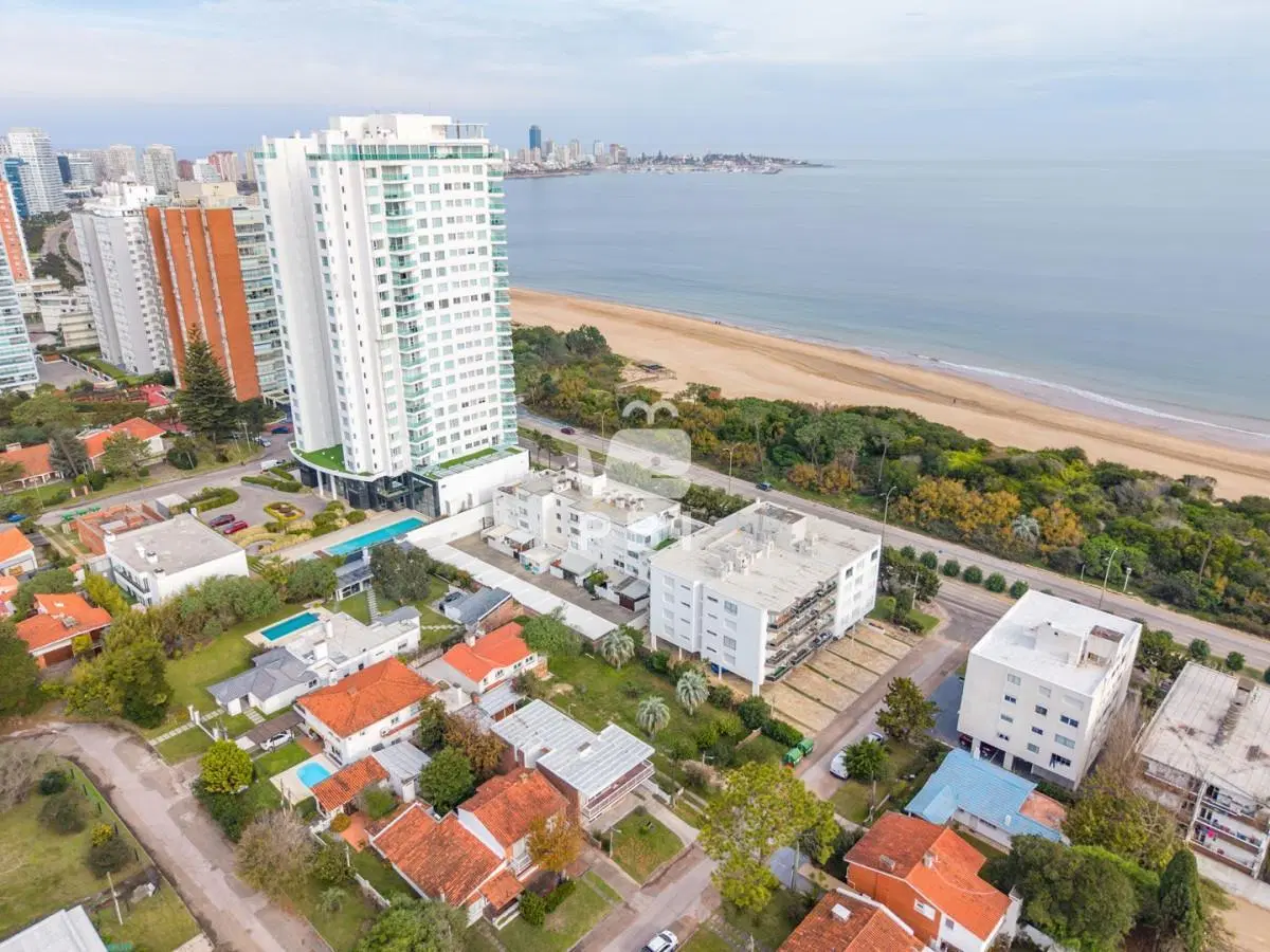 Venta Casa 3 Dormitorios Playa Mansa, Punta del Este - Ref : PBI15901 5