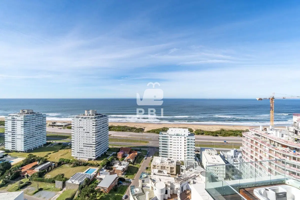 Penthouse a metros de Playa Brava - 4 dormitorios en suite - Wind Tower I - Ref : PBI15087 3