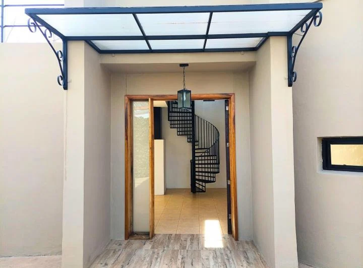 Casa en alquiler en Chacras De Coria 1