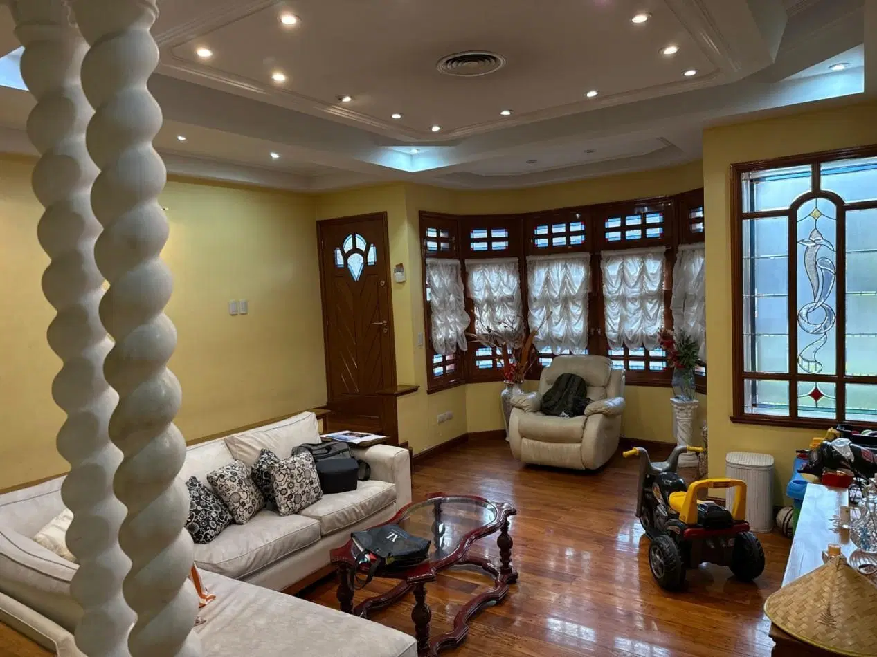 Chalet en venta Lomas de Zamora 5