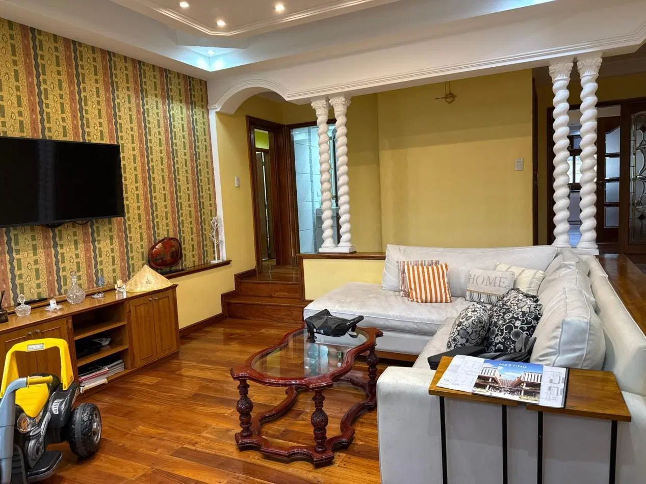 Chalet en venta Lomas de Zamora 3