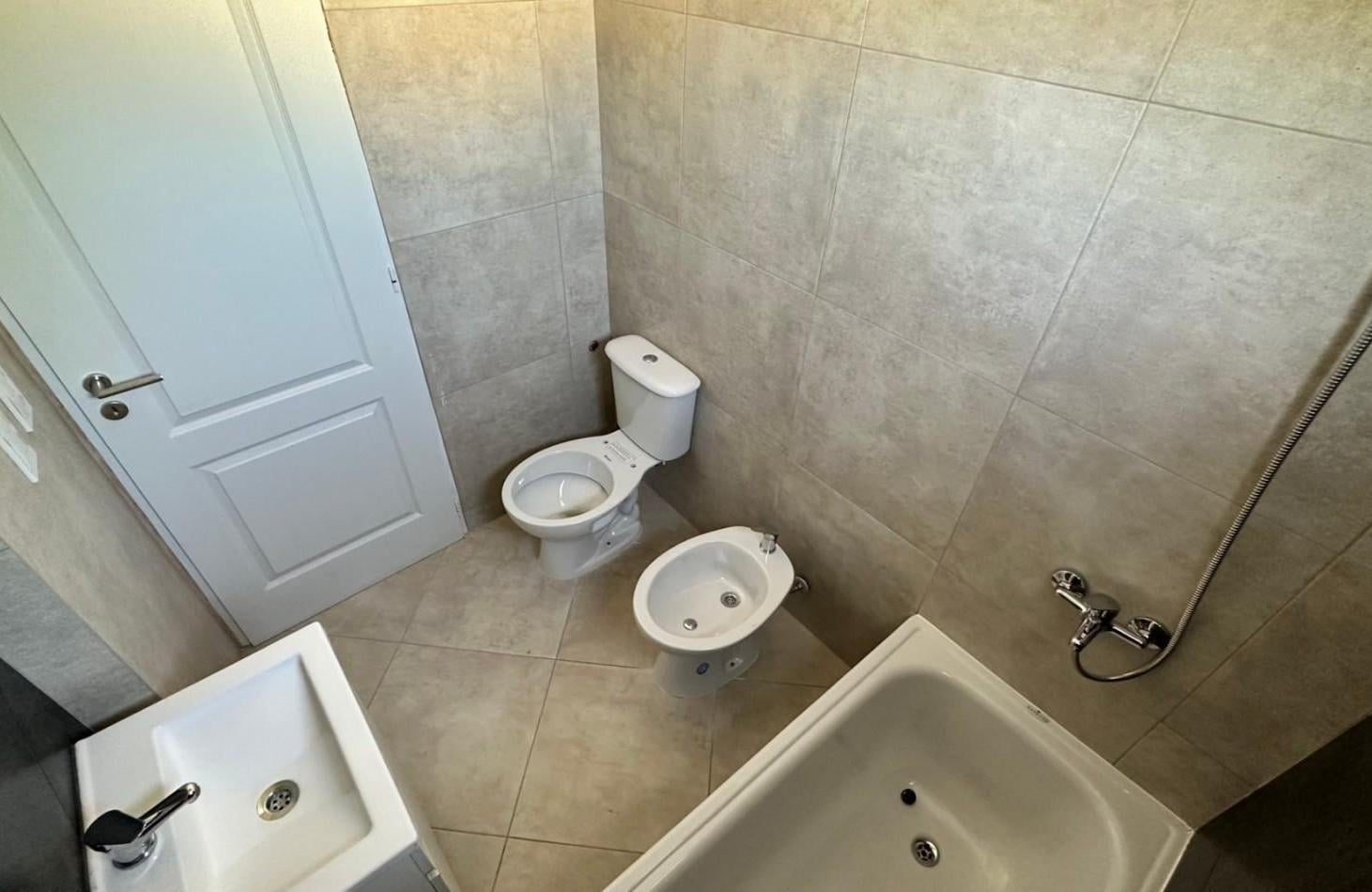 Departamento Venta Banfield 3 Ambientes c/ cochera y Terraza Lomas De Zamora