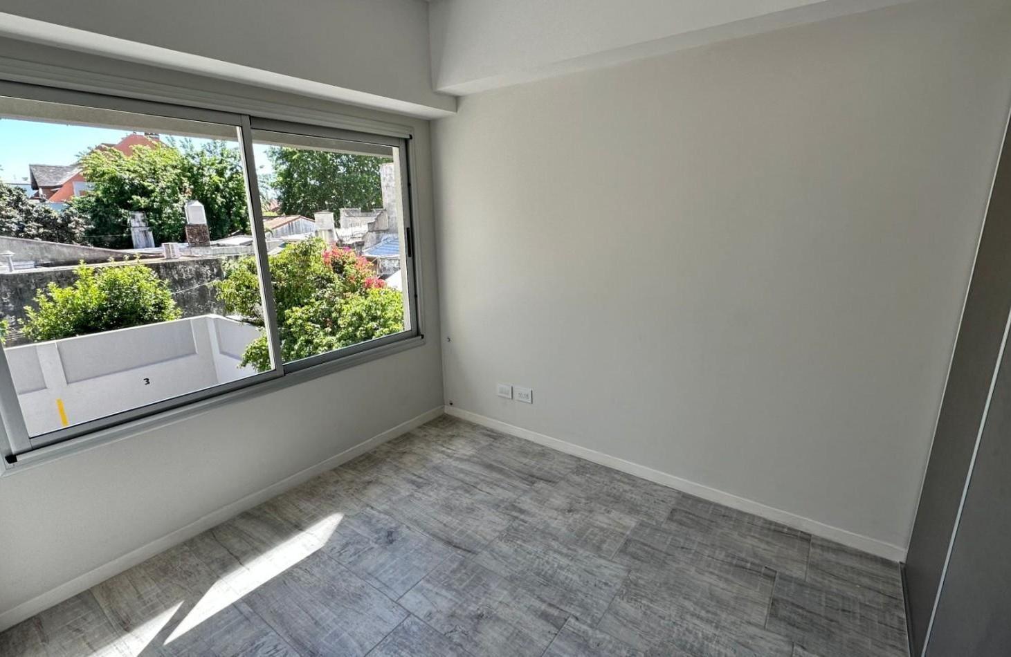 Departamento Venta Banfield 3 Ambientes c/ cochera y Terraza Lomas De Zamora