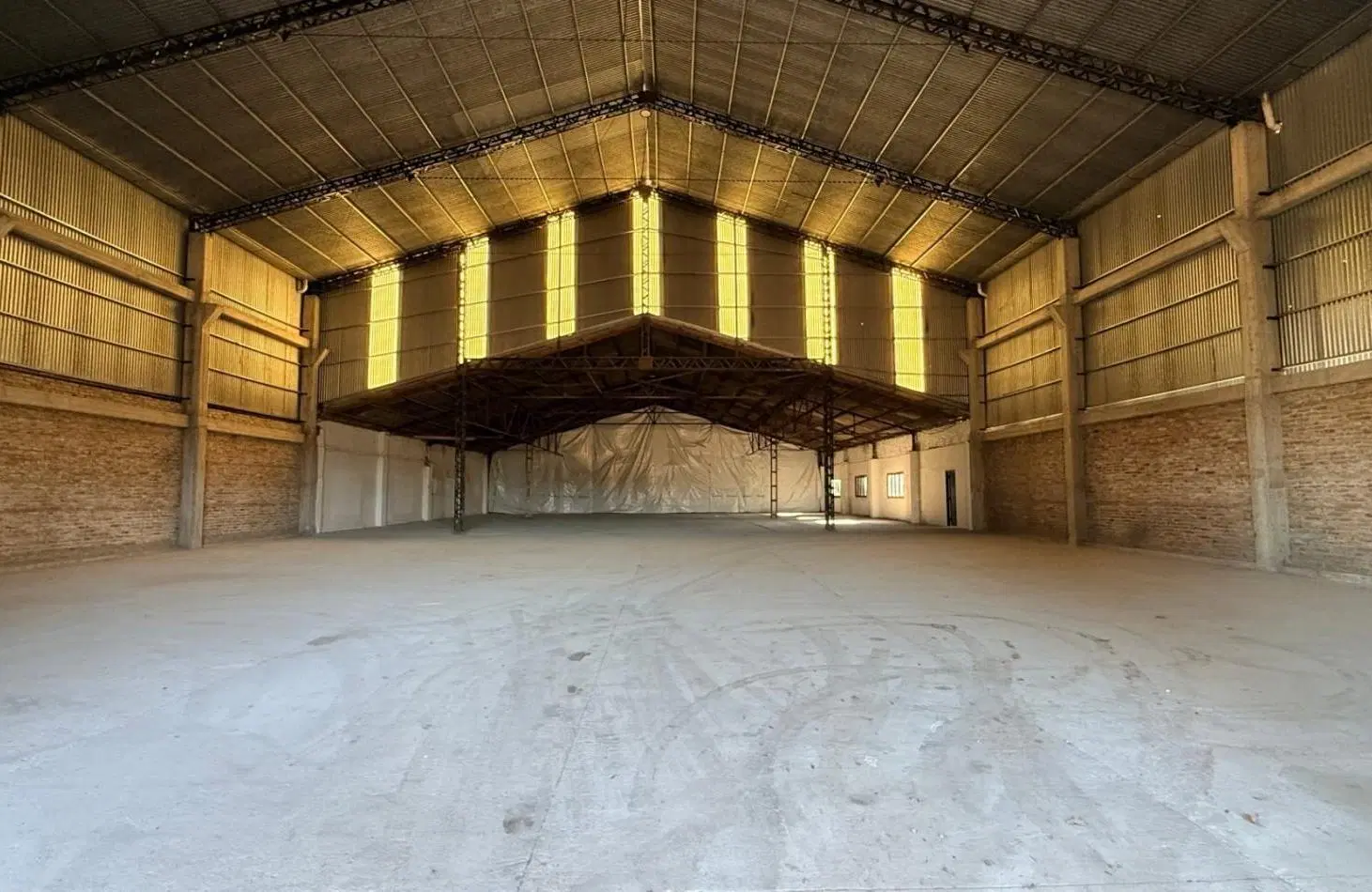Galpon/Deposito en venta Parque Industrial Quilmes 2