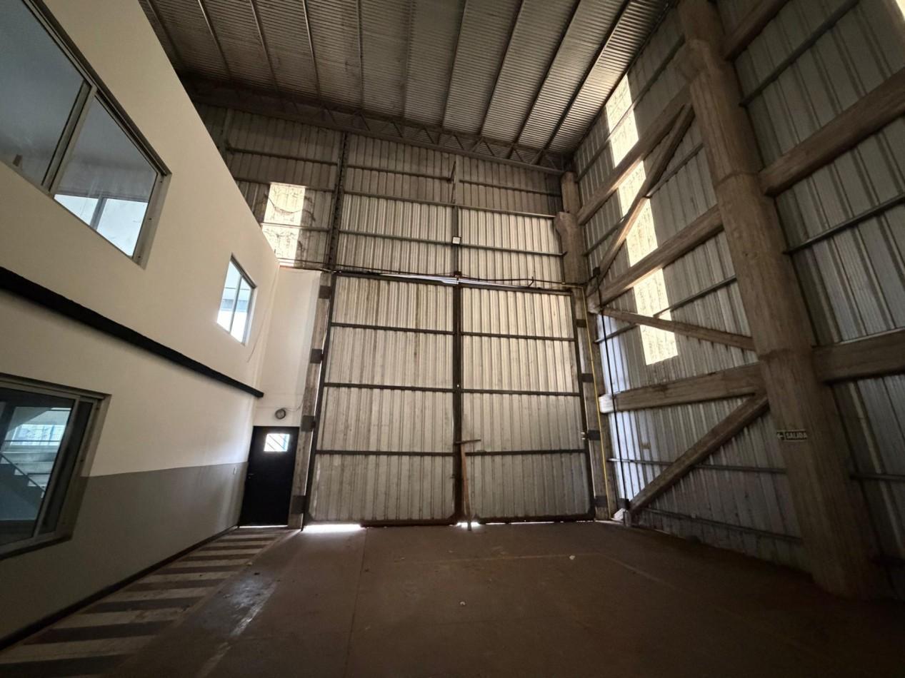 Foto de Galpon/Deposito en alquiler Parque Industrial Quilmes, imagen 2