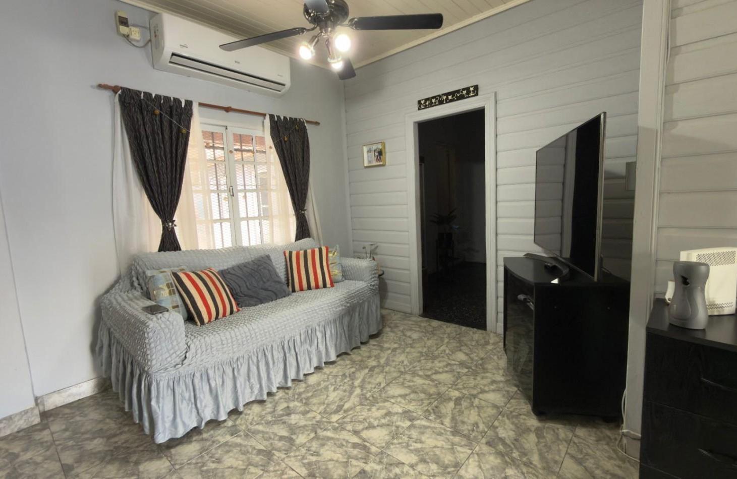 Foto de Casa 3 ambientes en venta Lanus Oeste, imagen 5