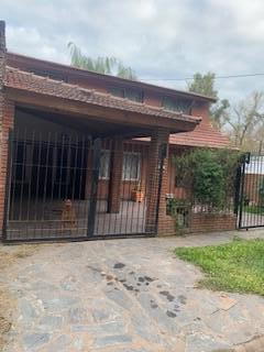 Oportunidad venta de casa de 4 dormitorios en Monte Grande