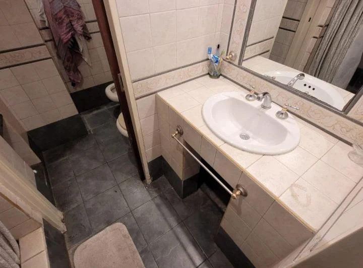 Espectacular casa en alquiler/ venta en Monte Grande.! 4