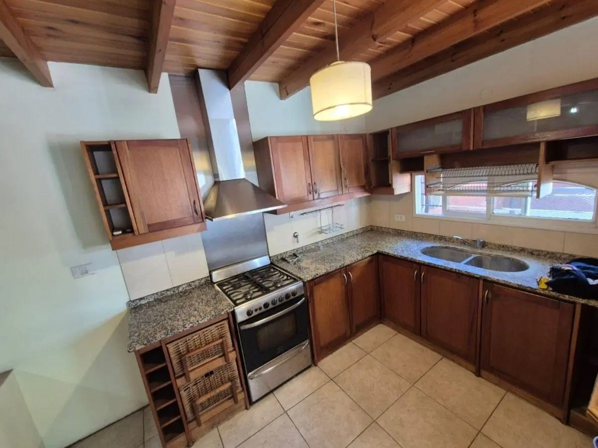 Oportunidad casa en alquiler! 4