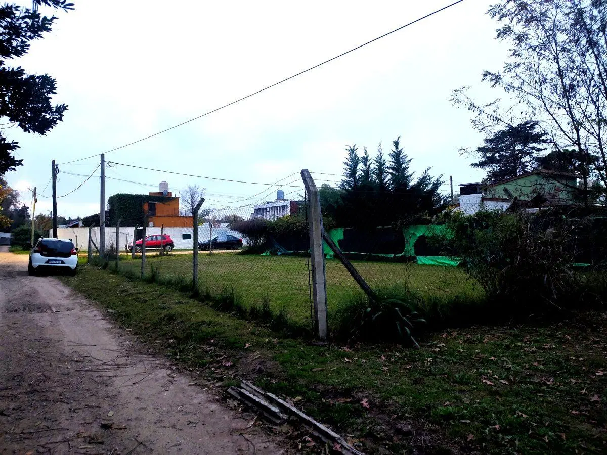 Oportunidad venta lote en Tristán Suárez en zona Residencial! 2