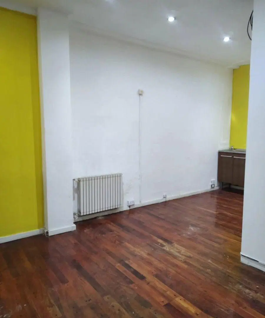 LOCAL / OFICINA EN ALQUILER – EXCELENTE UBICACIÓN EN MONTE GRANDE CENTRO 4