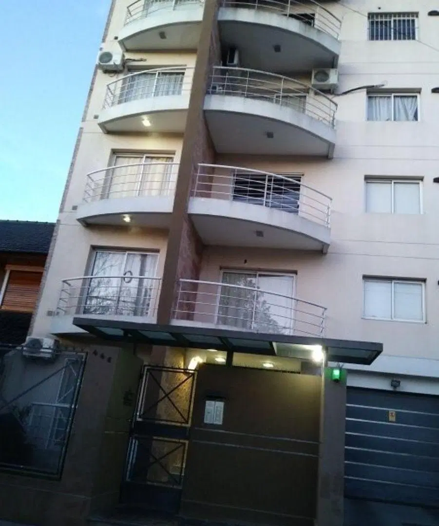 Oportunidad venta/ alquiler en Monte Grande 3