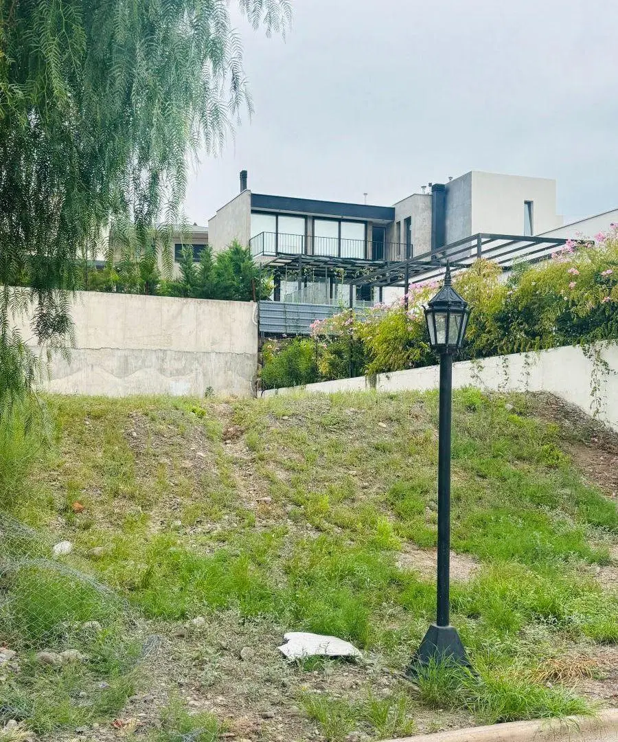 Terreno Barrio Privado Dalvian 1