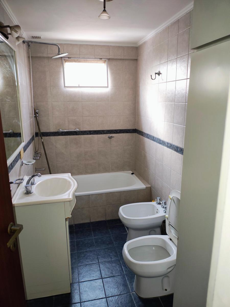 Muy Buen Depto. Dos Dorm., Cochera. en Calle 15 y 44 5