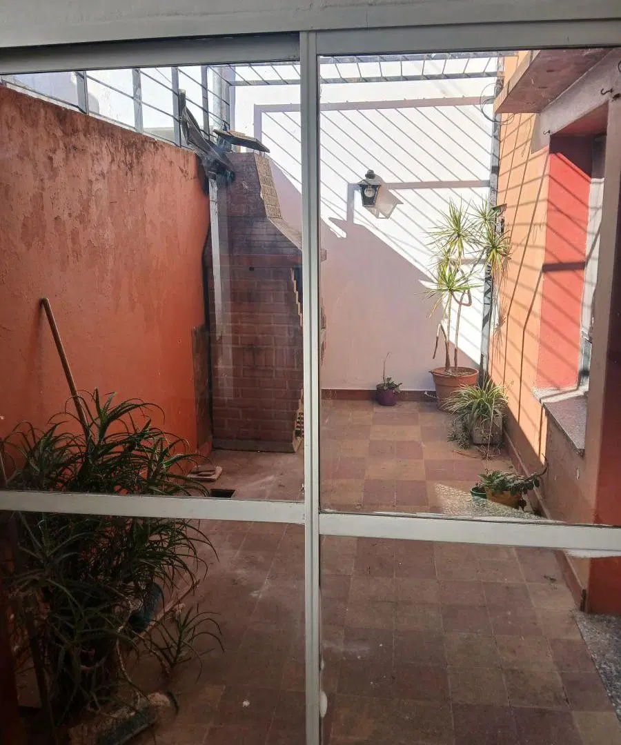 DEPTO IMTERNO DOS DORMITORIOS 4
