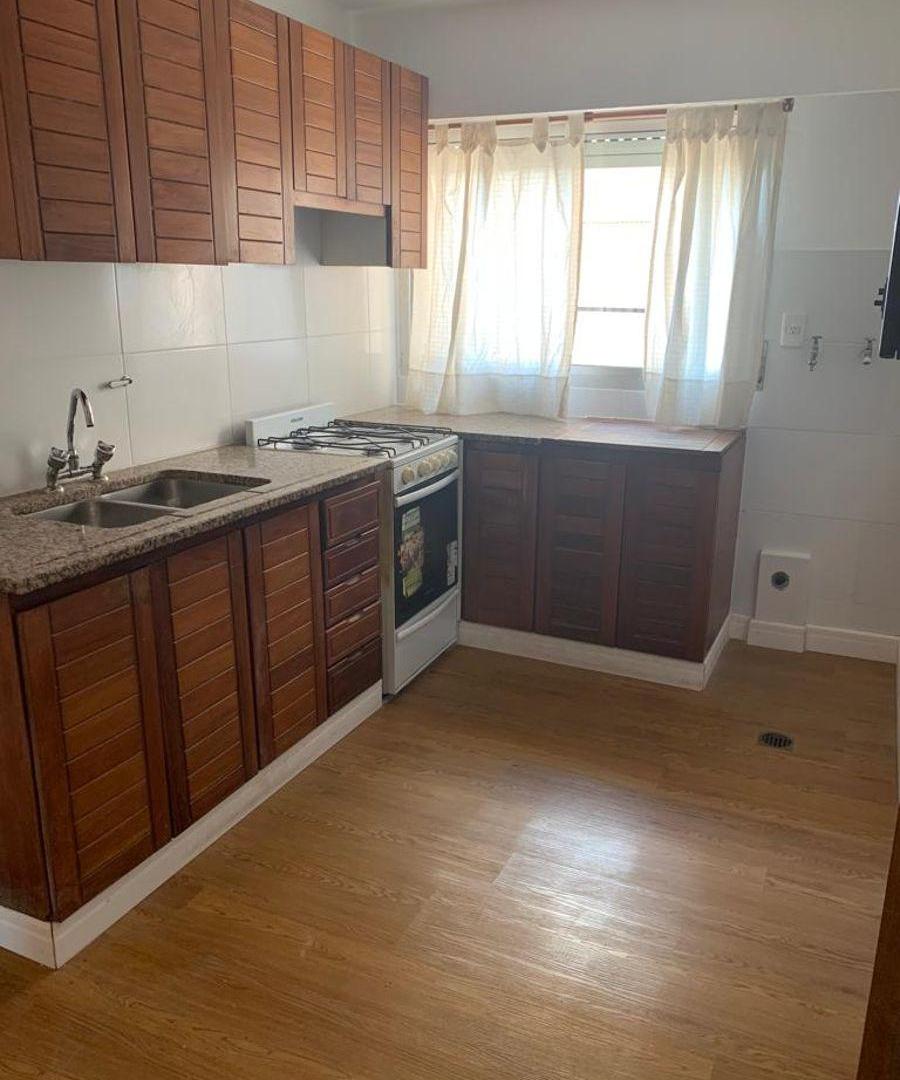 Foto de DEPARTAMENTO EXTERNO MUY AMPLIO Y LUMINOSO, imagen 5