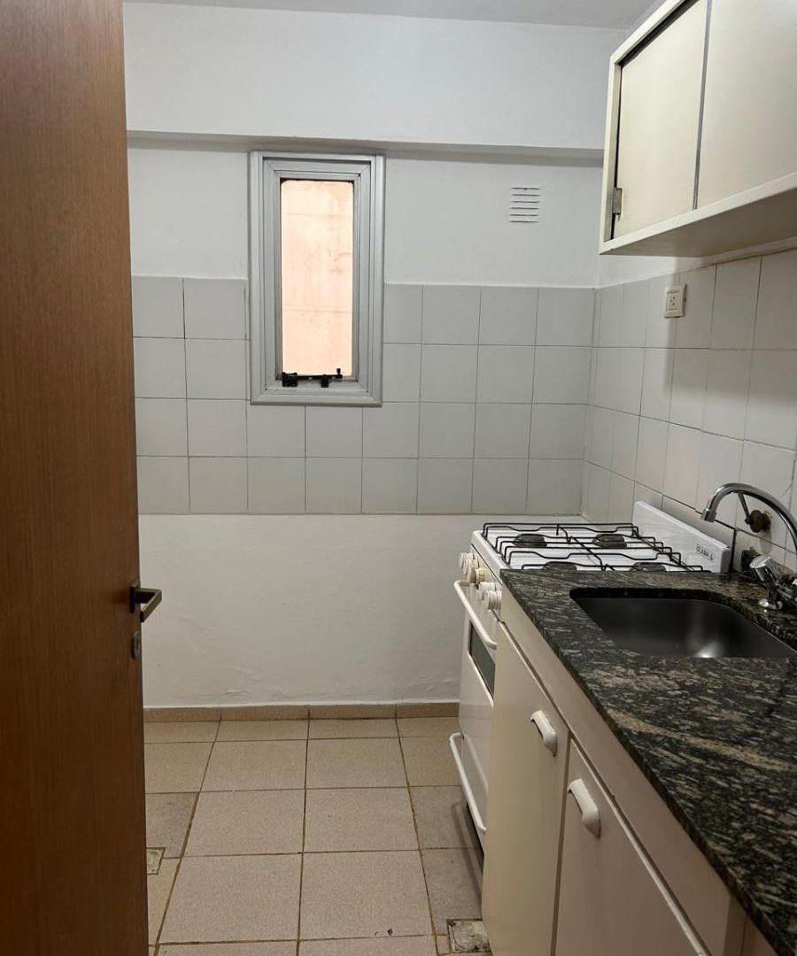 Foto de DPTO EXTERNO, LUMINOSO CON BALCON, imagen 1