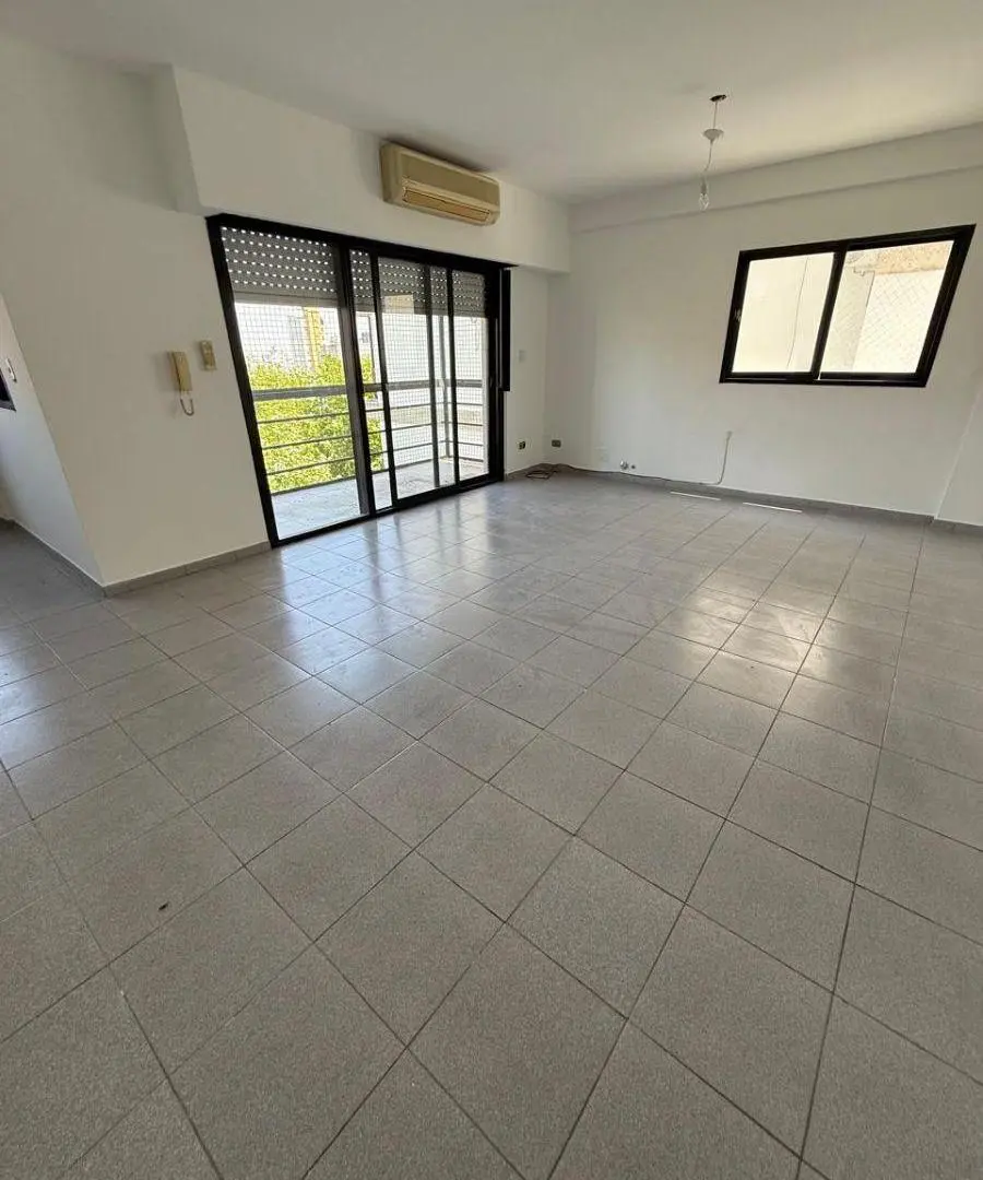 Departamento en VENTA calle 58 y esquina 14 - 2 dormitorios 3