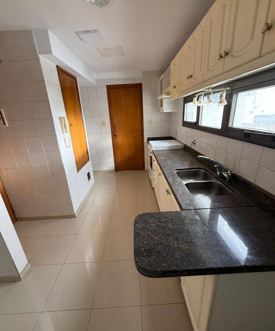 Foto de Departamento en ALQUILER calle 14 entre 43 y 44 / 3 dormitorios, imagen 3