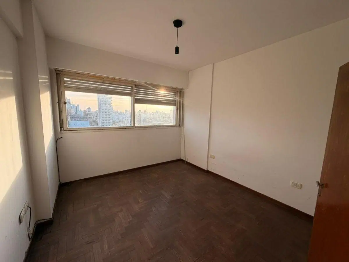 Departamento en VENTA en calle 6 entre 50 y 51 - 3 DORMITORIOS 5