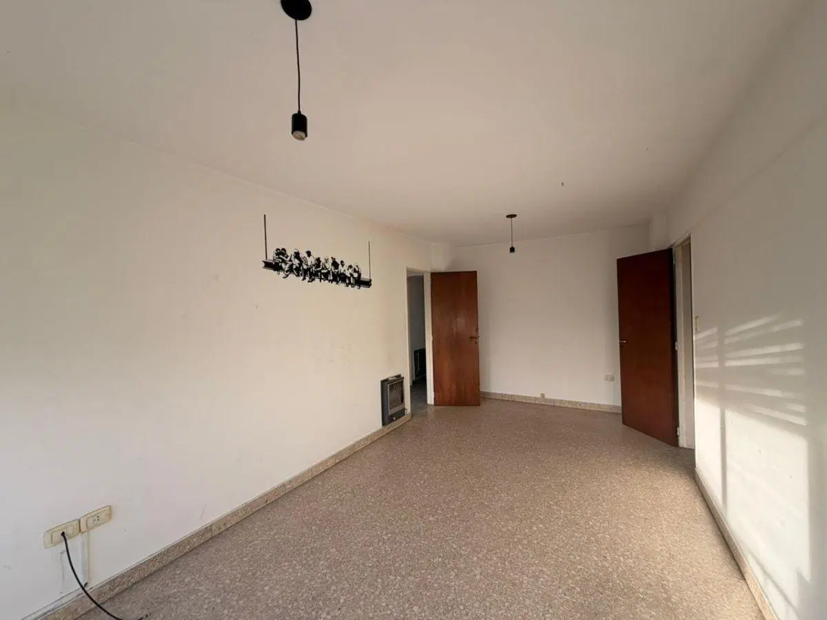Departamento en VENTA en calle 6 entre 50 y 51 - 3 DORMITORIOS 1
