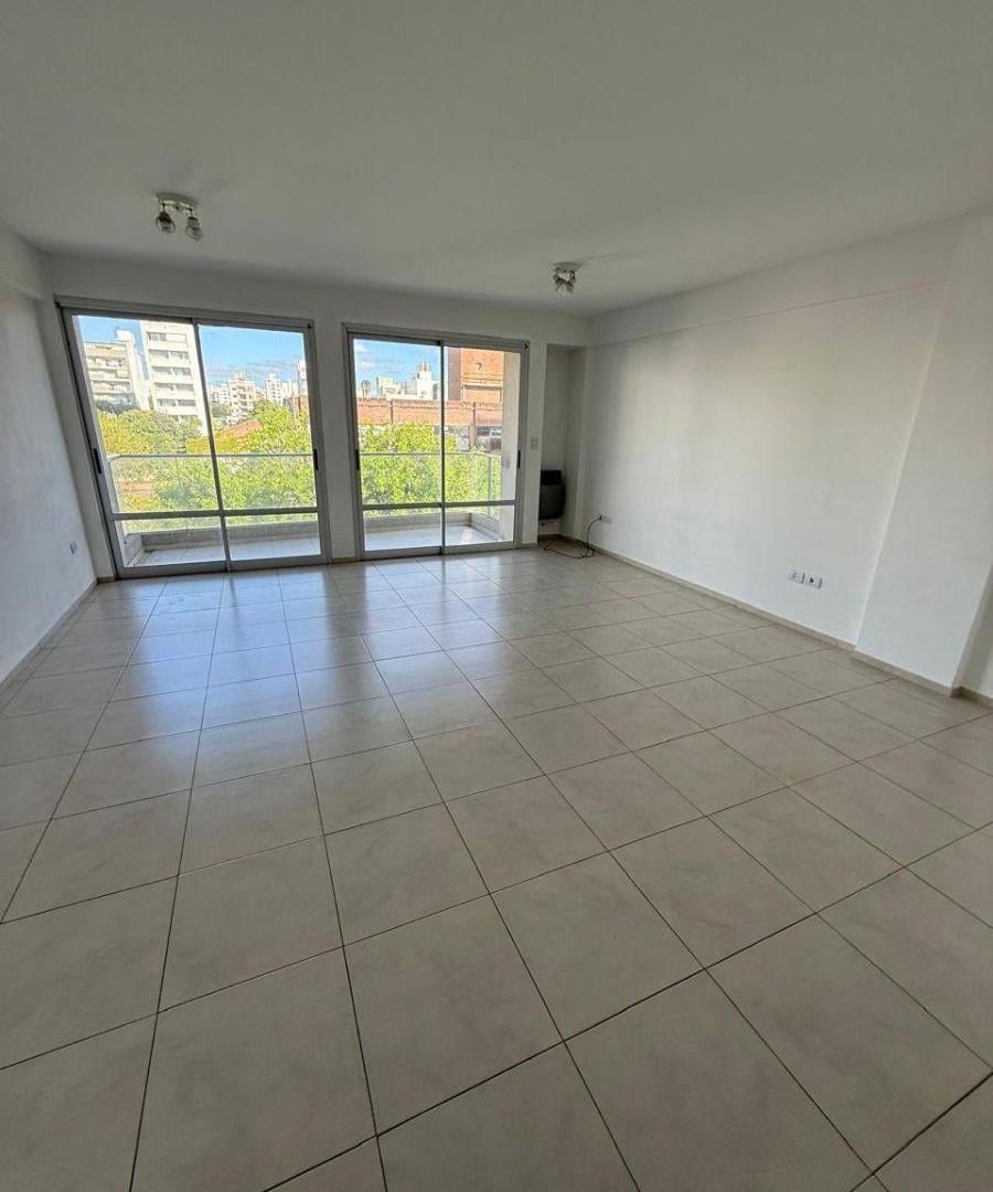 Departamento en ALQUILER en calle 38 entre 8 y 9 - 2 DORMITORIOS