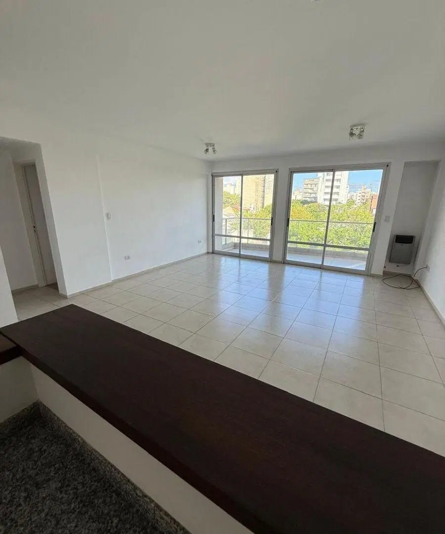 Departamento en ALQUILER en calle 38 entre 8 y 9 - 2 DORMITORIOS 3
