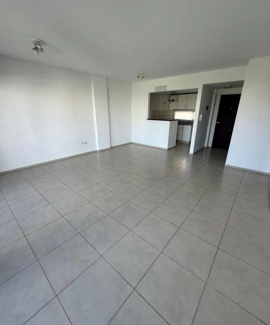 Departamento en ALQUILER en calle 38 entre 8 y 9 - 2 DORMITORIOS 4