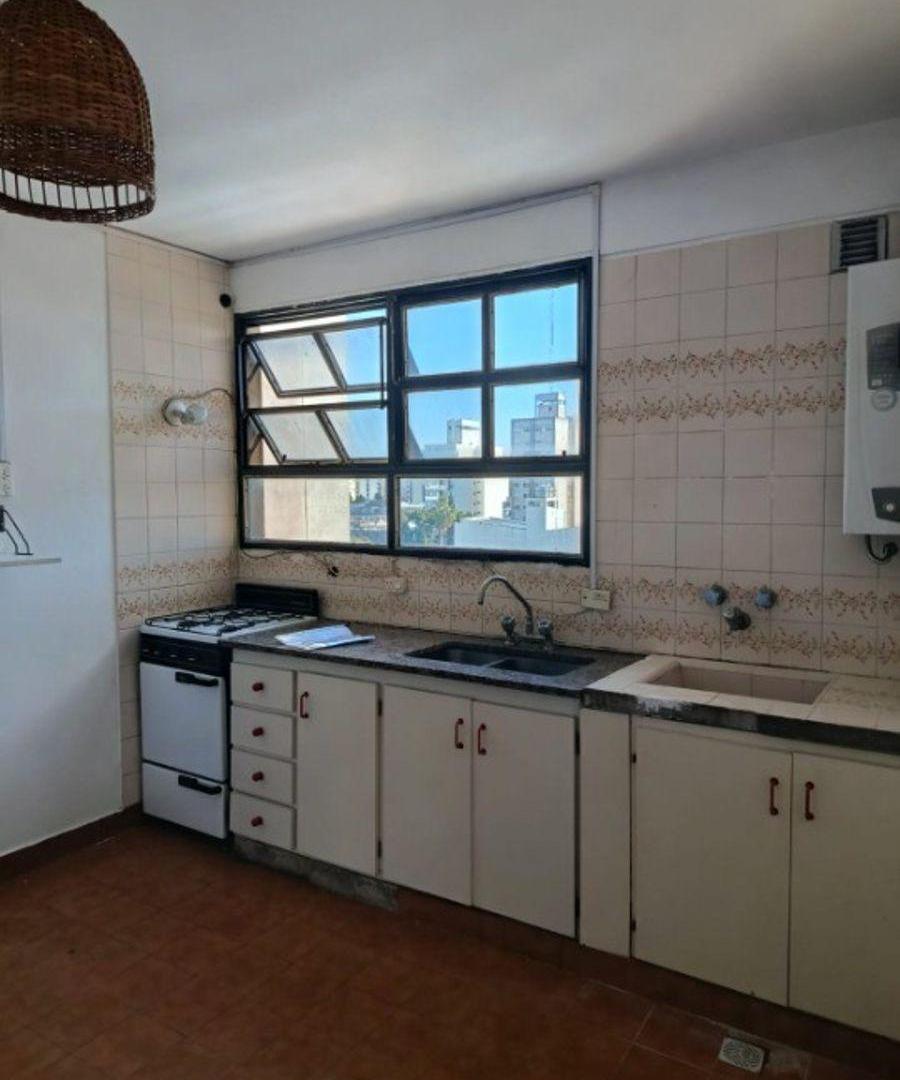 Foto de Departamento en ALQUILER en calle 11 entre 62 y 63 - 2 dormitorios, imagen 1
