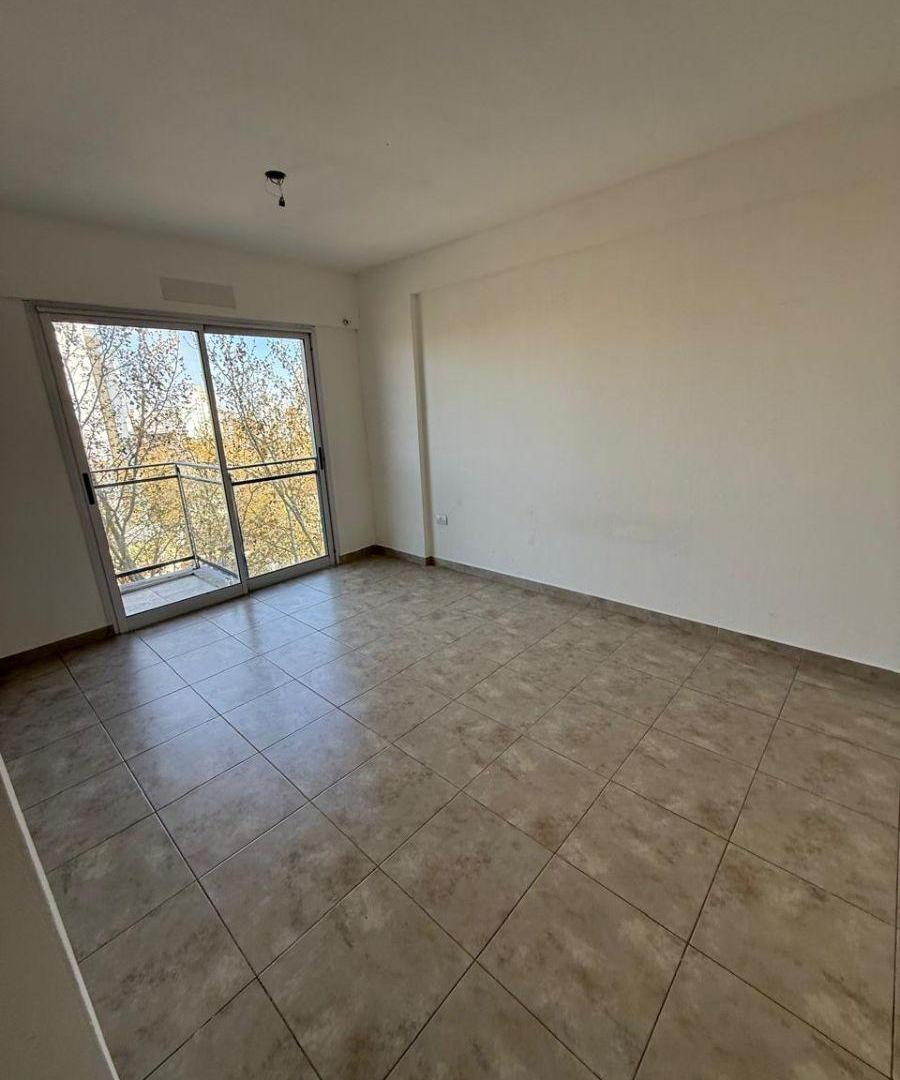 Foto de Departamento en ALQUILER en calle 14 entre 59 y 60 - 1 dormitorio, imagen 2