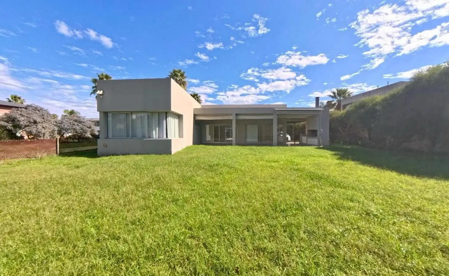 Casa en Miraflores (Funes Hills) 2