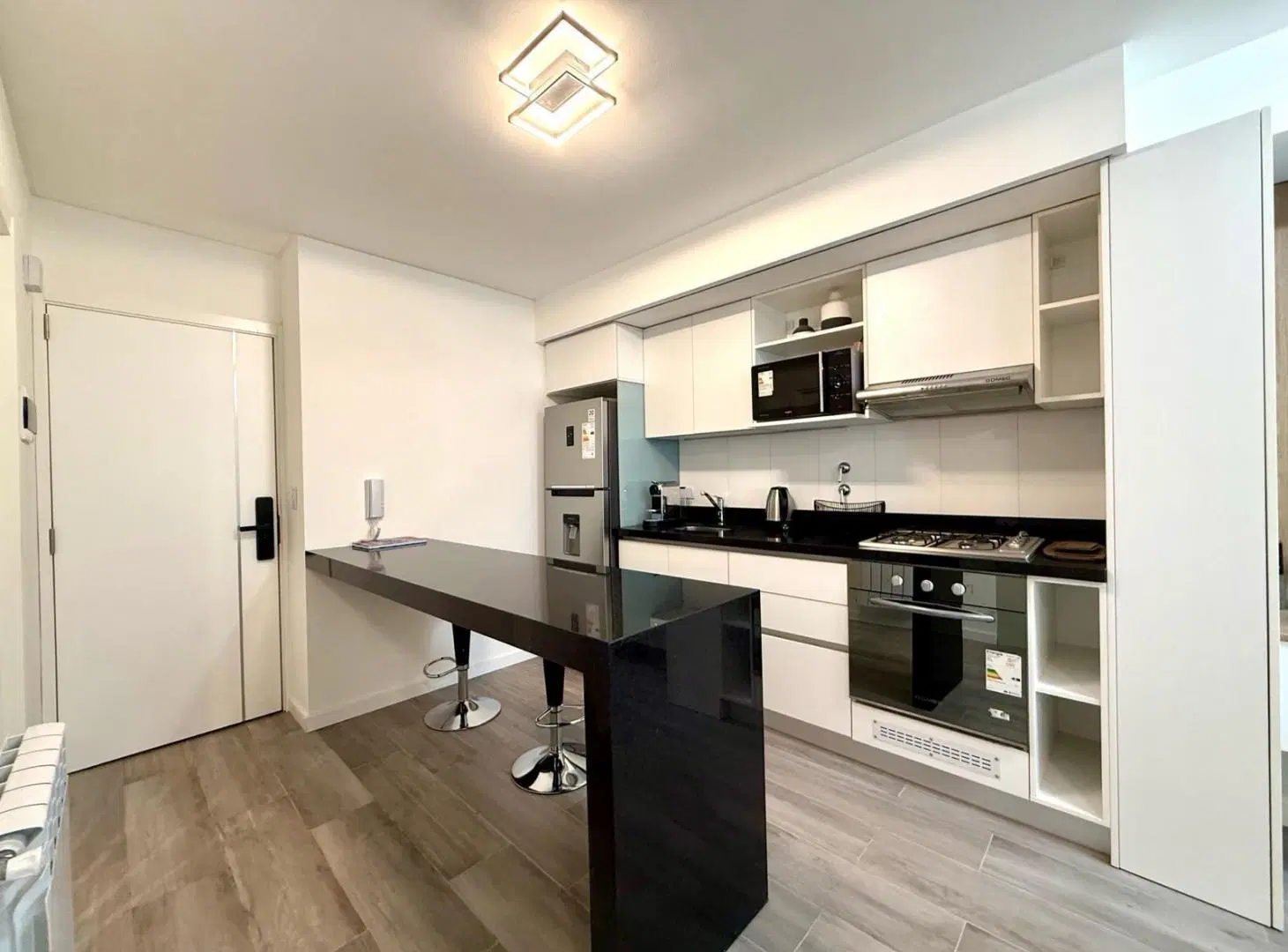 Departamento en Martin 4