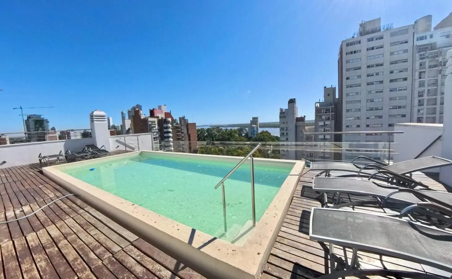 Departamento en Pichincha 3