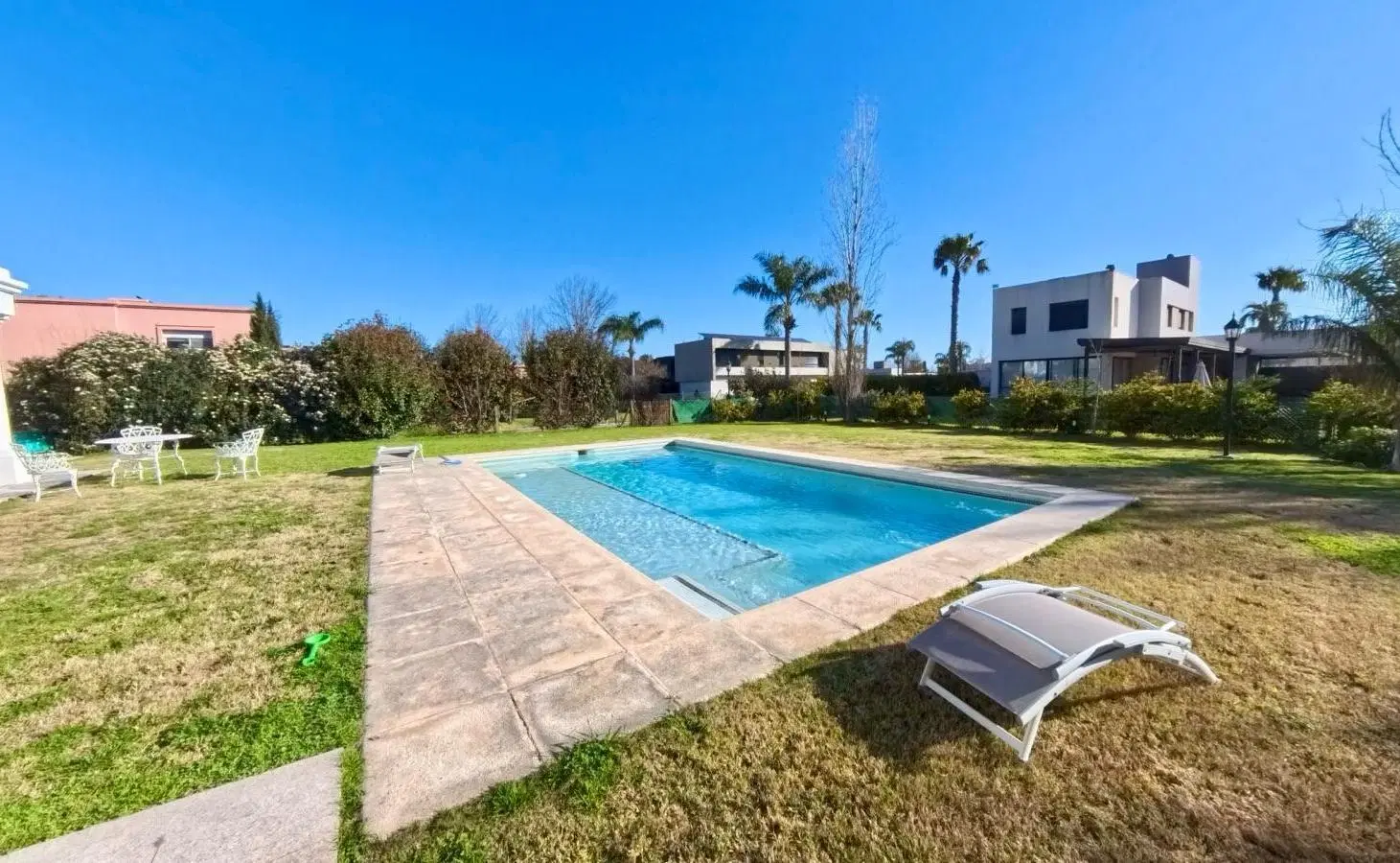 Casa en Miraflores (Funes Hills) 4
